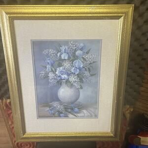 VTG HOMCO HOME INTERIORS BLUE FLORAL VASE PICTURE GOLD ORNATE FRAME 24”x20”